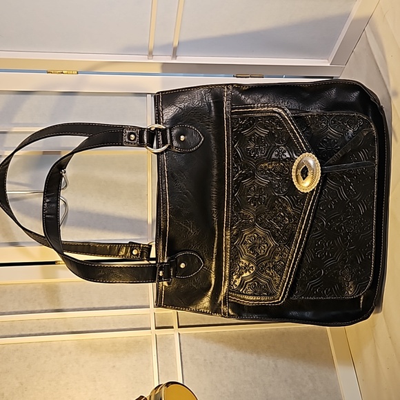 b.o.c. | Bags | Boc Leather Shoulder Bag | Poshmark